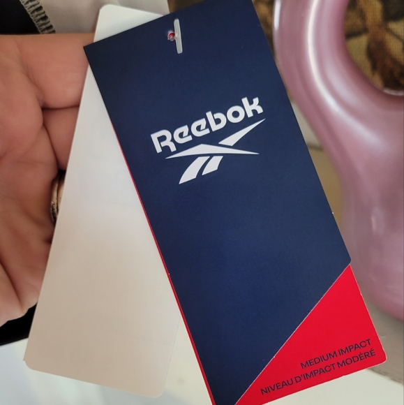 NWT REEBOK Lux Racer Sports Bra - Picture 8 of 14